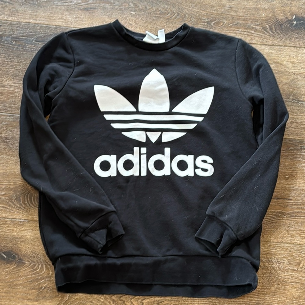 Adidas sweat shirt youth large